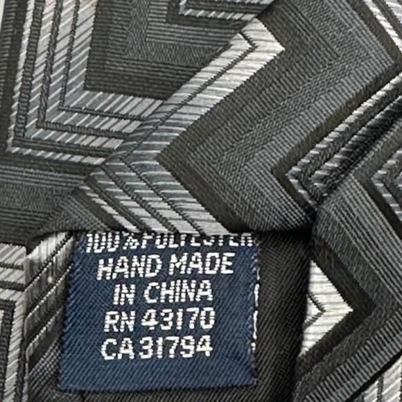 John Ashford Neck Tie Mens 100% Polyester Grey Gray Chevron Handmade Office - Picture 5 of 7